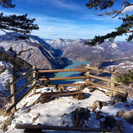 Dren - Banjska Stena Mitrovac Exteriér fotografie