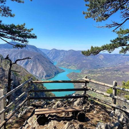 Dren - Banjska Stena Mitrovac Exteriér fotografie