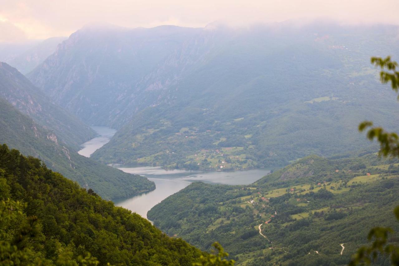 Dren - Banjska Stena Mitrovac Exteriér fotografie